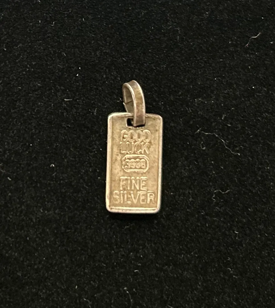 Lot 3 — Mini Silver - Good Luck Charm (2.09g)