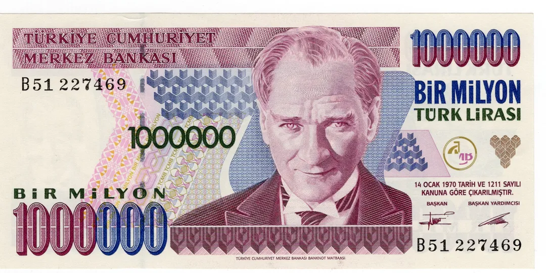 Lot 28 — Turkey, 1,000,000 Lira