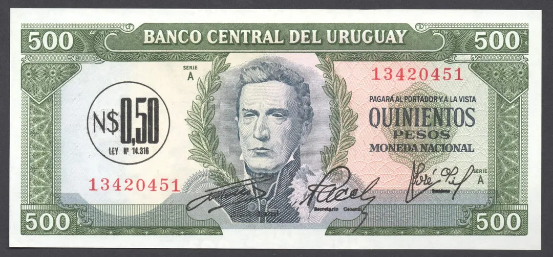 Lot 22 — Uruguay 500 Pesos Banknote