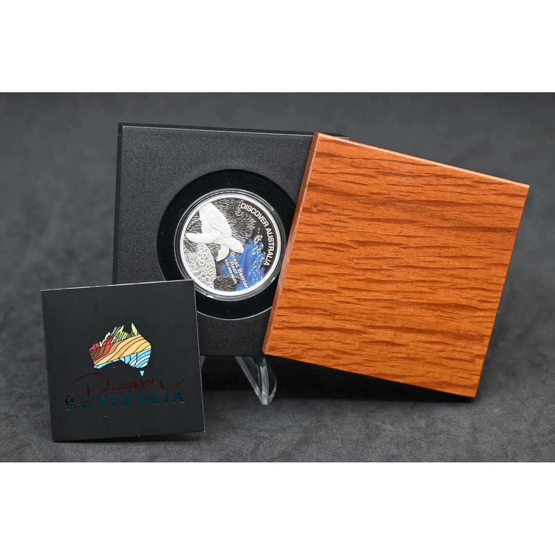 Lot 19 — Discover Australia Series - 2006 Great Barrier Reef 1oz Pure Silver Coloured Proof
