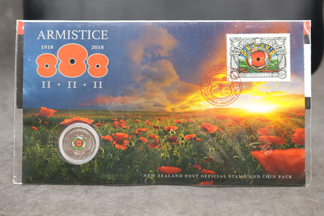 Lot 33 — New Zealand 2018 Armistice Stamp & Coin Pack