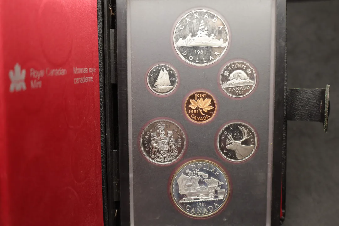 Lot 2 — Canada 1981 Proof Coin Set – 7 Coins in Royal Canadian Mint Case